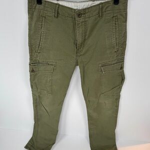 Levi’s Green Cargo Pants – Utility Style – 31x32